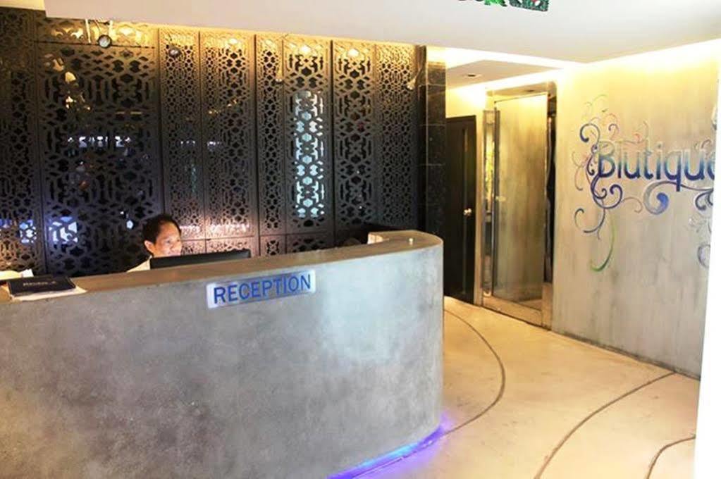 Blutique Hotel Бангкок Экстерьер фото